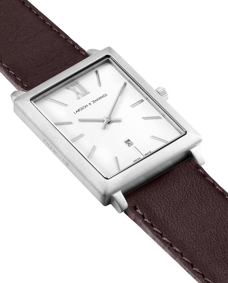 Lj Classic Norse Leather 40mm Silver White