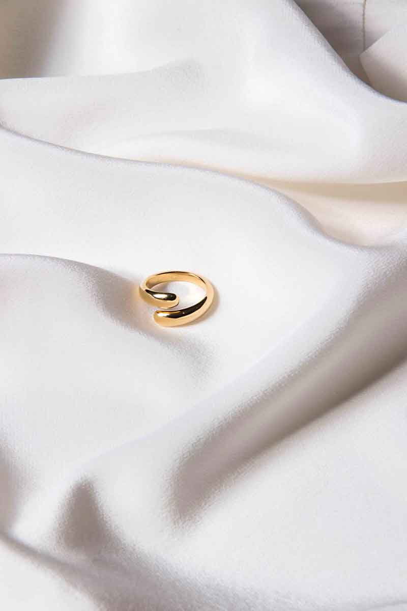 Gold Helena Ring